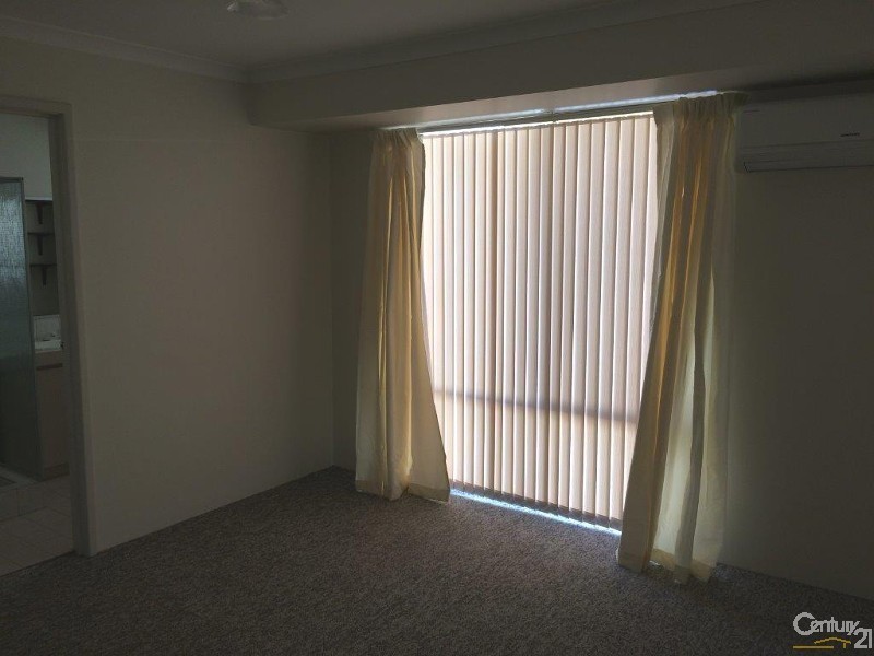 73 Merrifield Circle, Leeming WA 6149