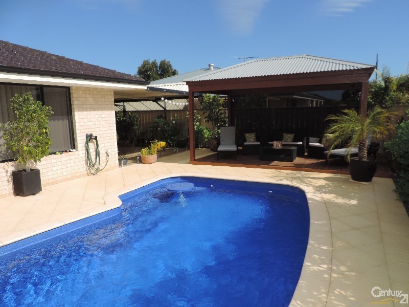 30 Gundaring Turn, Canning Vale WA 6155