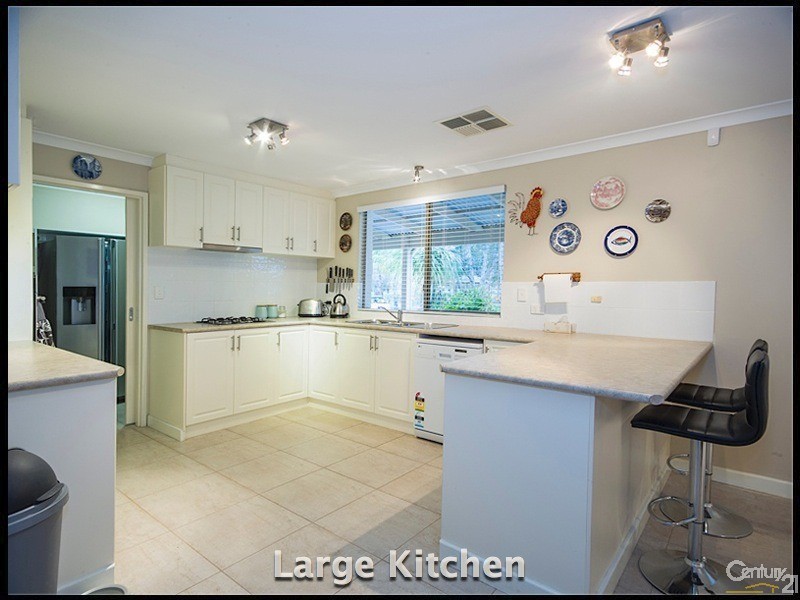 26 Leslie Road, Wandi WA 6167