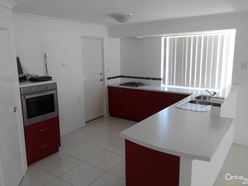 6 Taunton Mews, Leda WA 6170