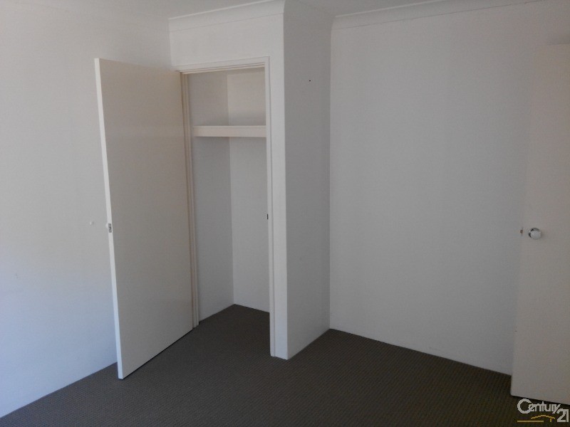 6 Taunton Mews, Leda WA 6170
