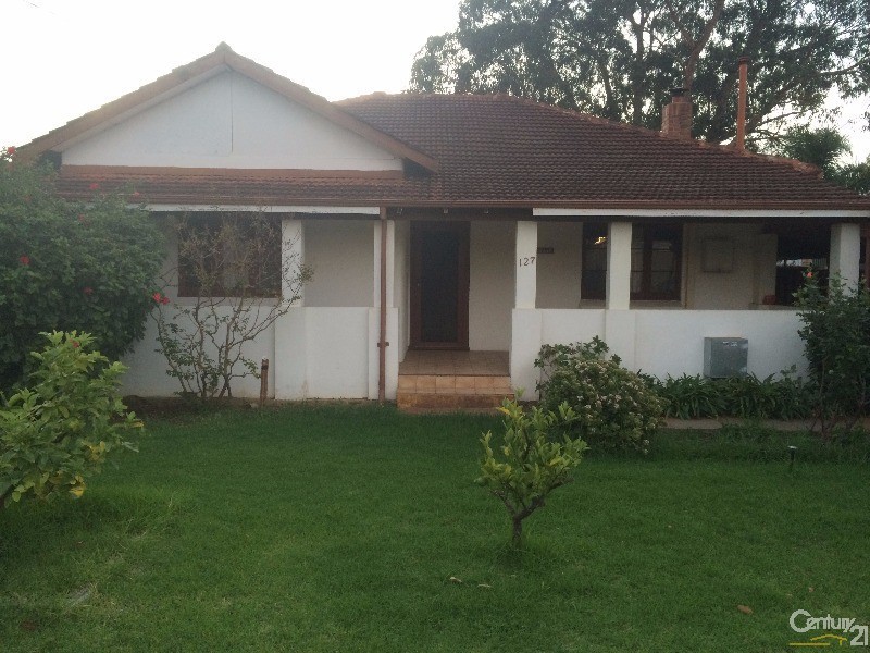 127 Forrest Road, Armadale WA 6112