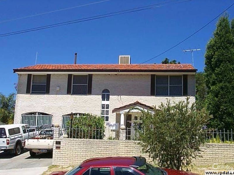 22 Carrick Road, Mount Richon WA 6112