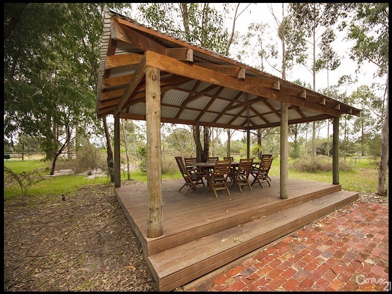 26 Leslie Road, Wandi WA 6167