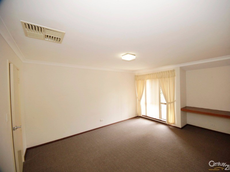 31 Gladstone Road, Leeming WA 6149