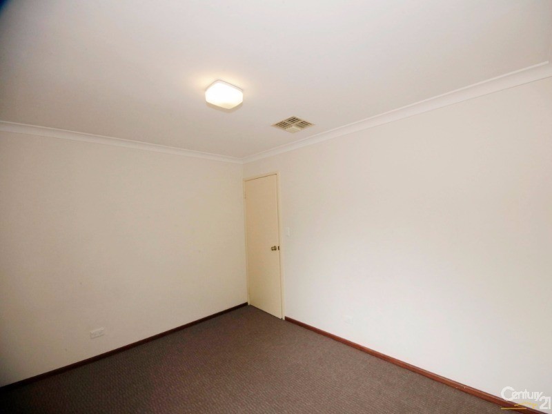 31 Gladstone Road, Leeming WA 6149