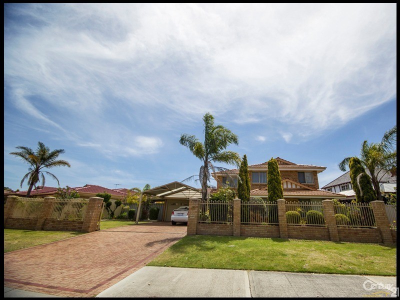 82  Beasley Road, Leeming WA 6149