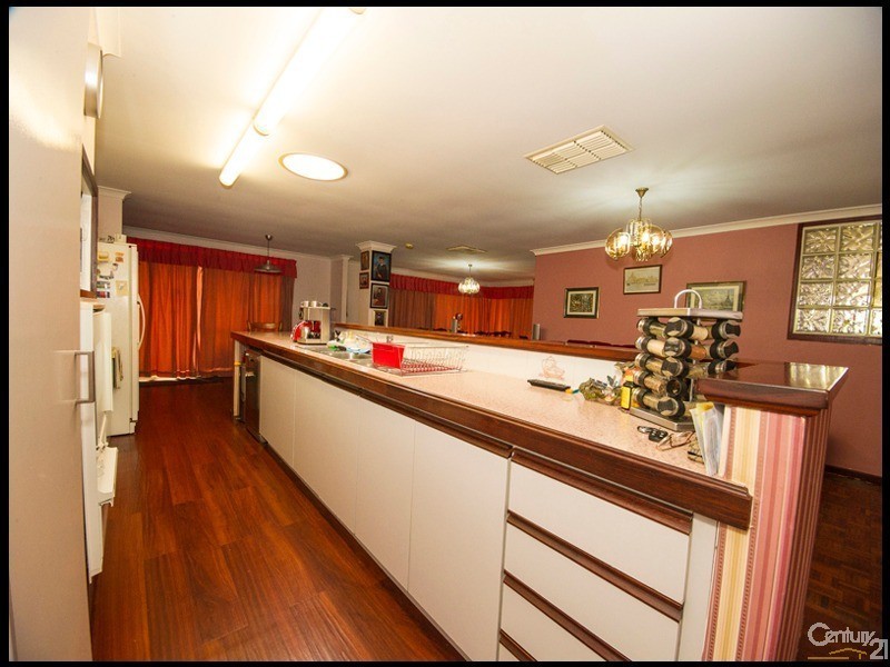 82  Beasley Road, Leeming WA 6149