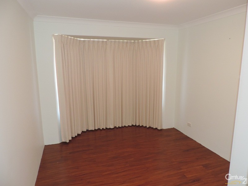 2-33  Brookside Avenue, Kelmscott WA 6111