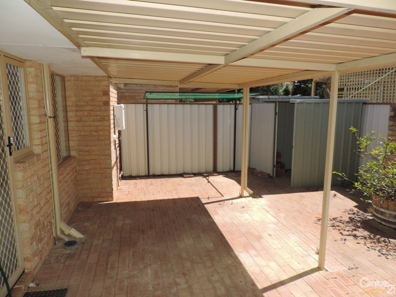 2-33  Brookside Avenue, Kelmscott WA 6111