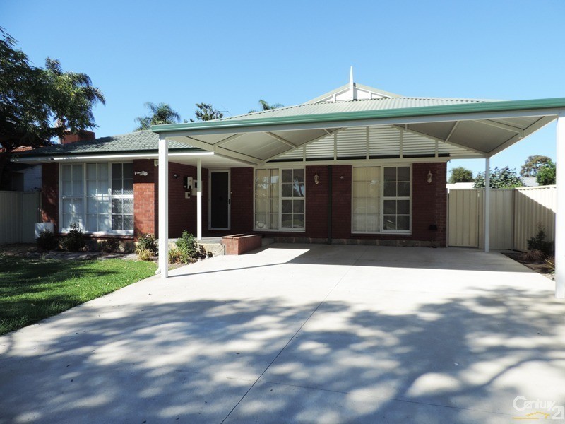 3 Elbe Court, Riverton WA 6148