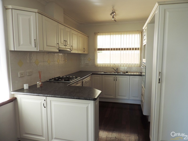 3 Elbe Court, Riverton WA 6148