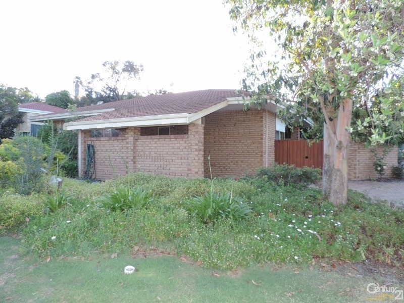 132B Beasley Road, Leeming WA 6149