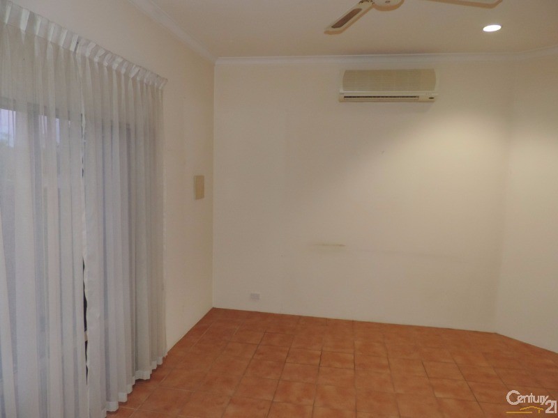 132B Beasley Road, Leeming WA 6149