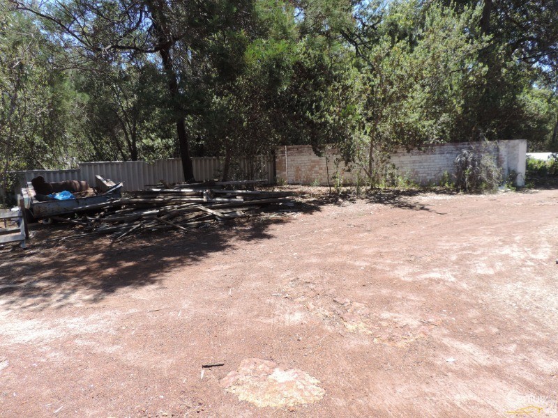 19 Howe Street, Bedfordale WA 6112