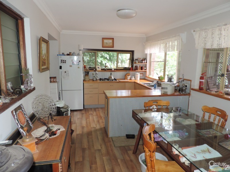 19 Howe Street, Bedfordale WA 6112