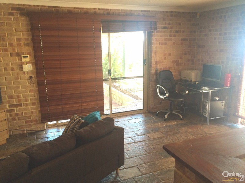 59 Pelican Ramble, Yangebup WA 6164