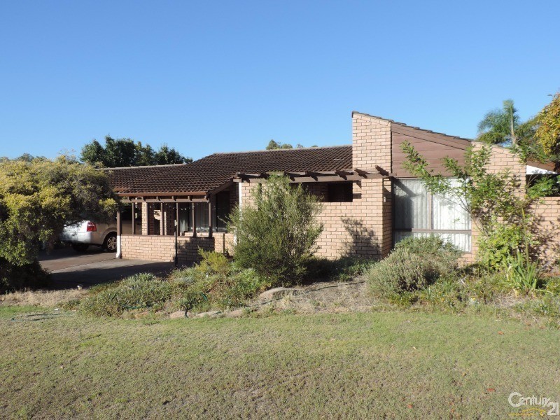 16 Hatfield Way, Booragoon WA 6154