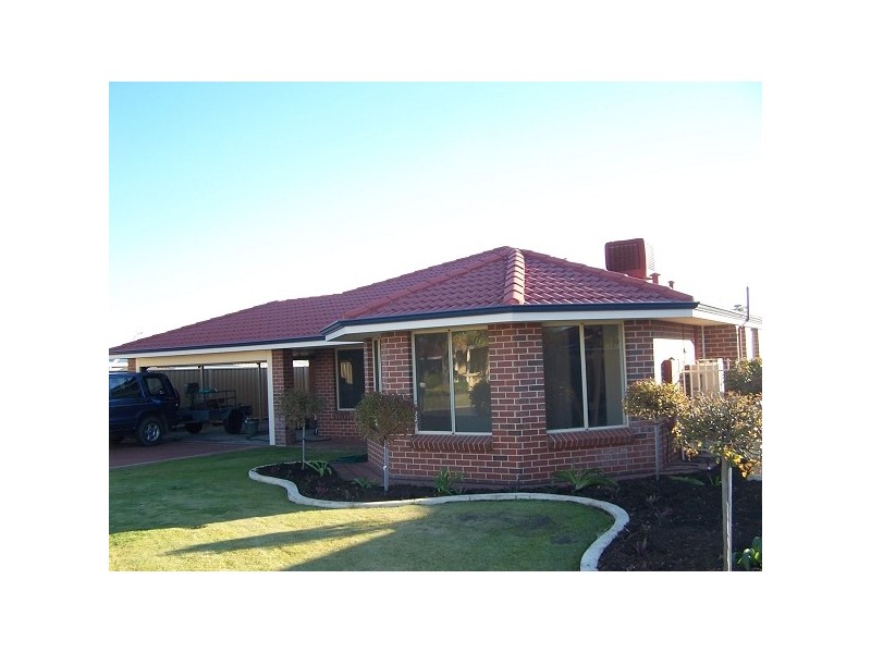 4 BRADFORD LOOP, Eaton WA 6232