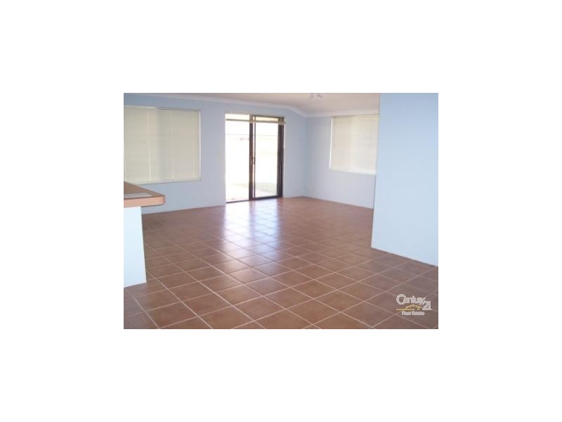 13 Wornt St, Dalyellup WA 6230