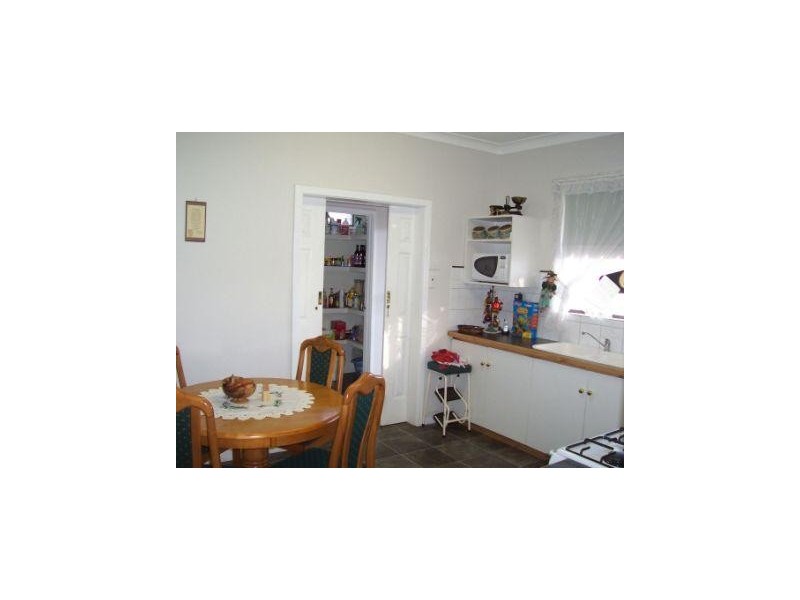 37 Mckinley St, Collie WA 6225