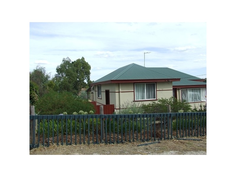 32 Porter Street, Collie WA 6225