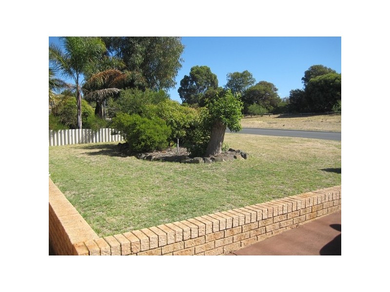 13 Cranbrook Way, Usher WA 6230