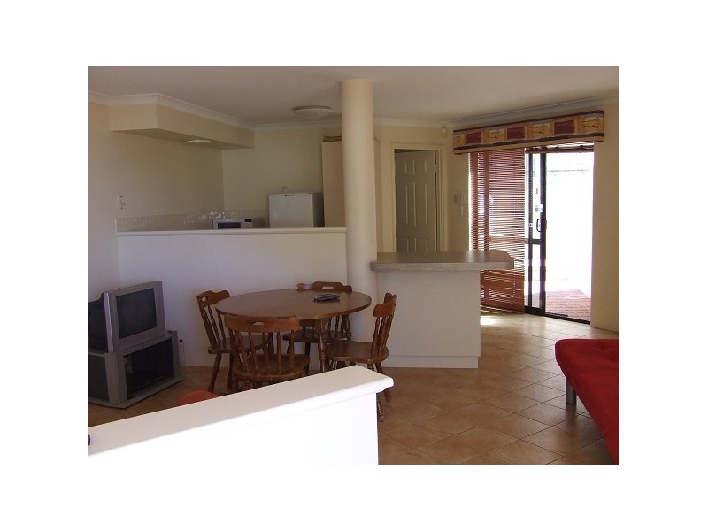 4/5 Wittenoom Street, Bunbury WA 6230
