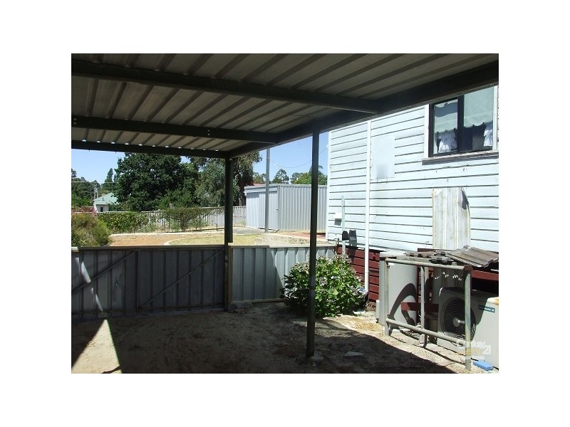 37 Mckinley Street, Collie WA 6225