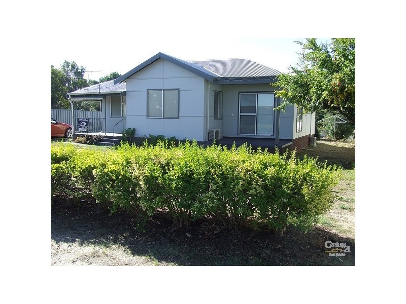 30 Deakin Street, Collie WA 6225