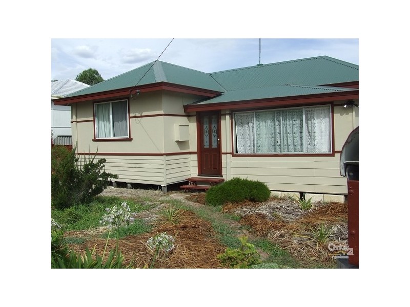 32 Porter Street, Collie WA 6225