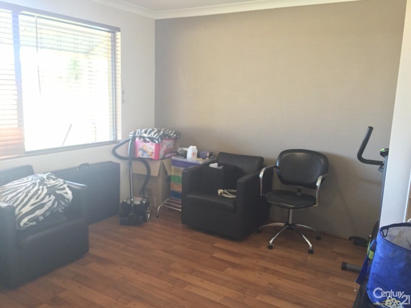 4 Coverley Drive, Collie WA 6225