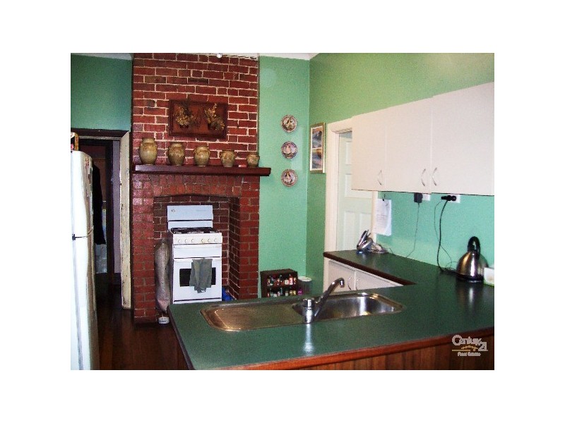 9 Bucktin St, Collie WA 6225