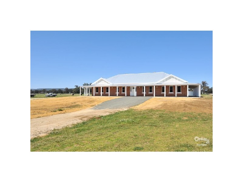 188 Ninth Street, Harvey WA 6220