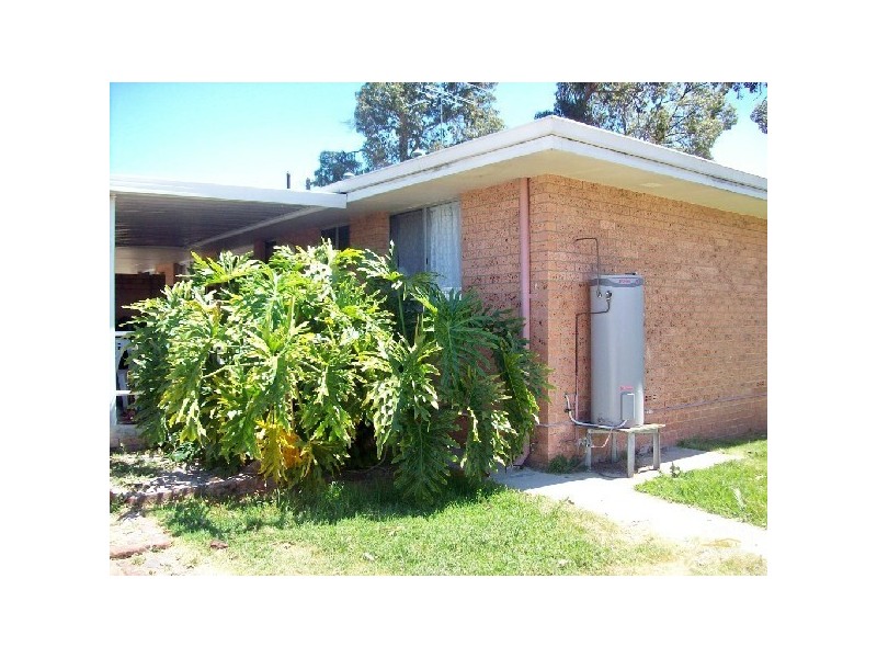 13 Shannon Way, Collie WA 6225