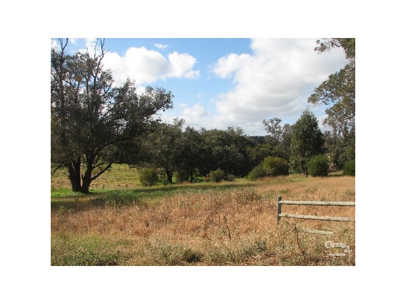 7 Craigie Drive, Roelands WA 6226