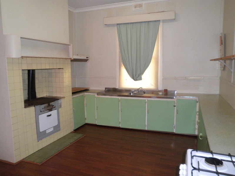 7 King Street, Harvey WA 6220