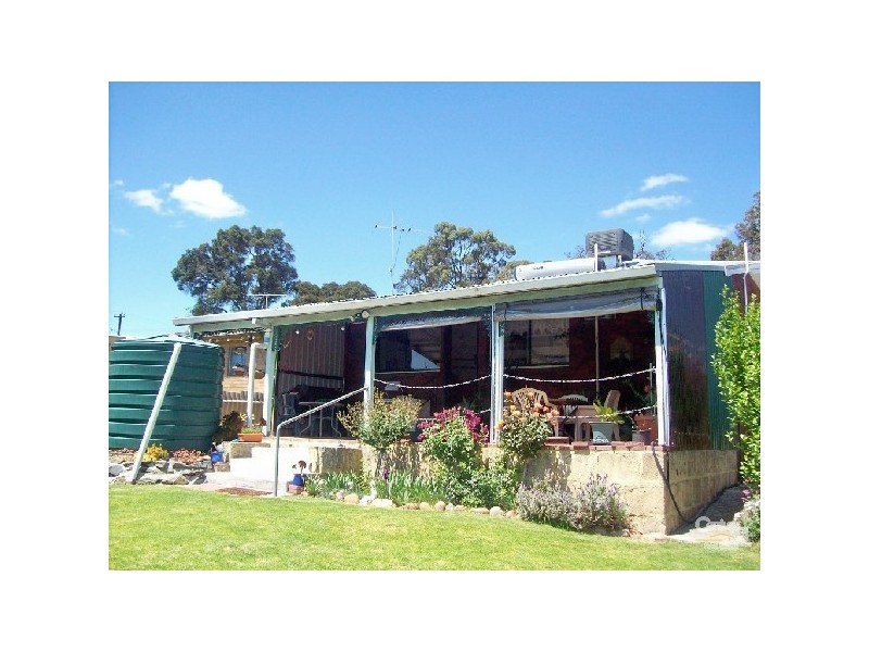 21 Bevan Way, Collie WA 6225