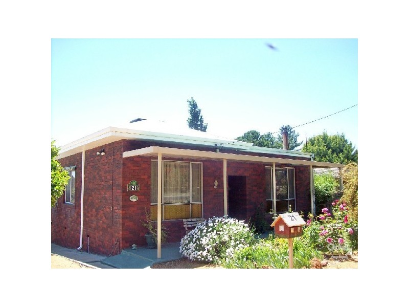 21 Bevan Way, Collie WA 6225