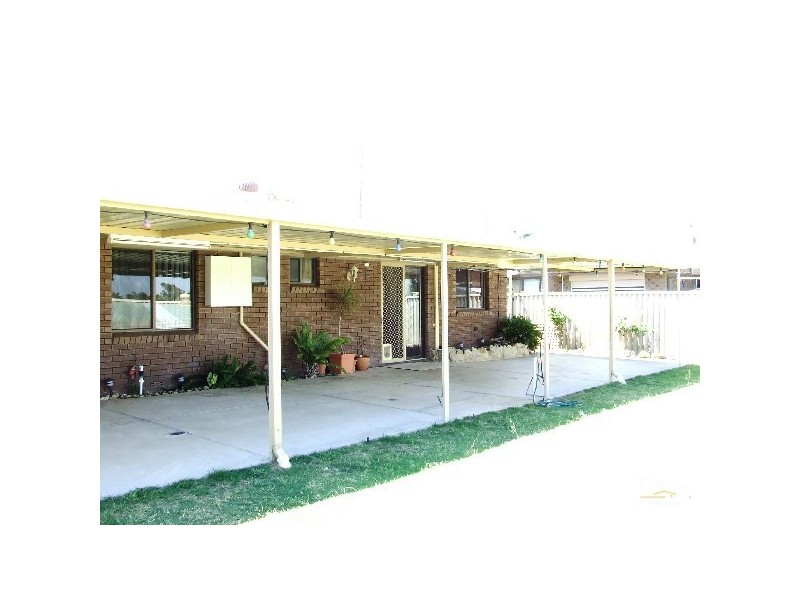 28 Parkfield Way, Australind WA 6233