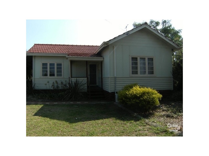 27 Atkinson Street, Collie WA 6225