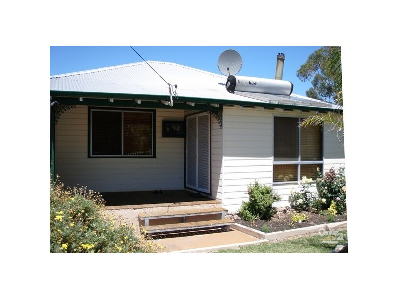 27 Mckinley Street, Collie WA 6225