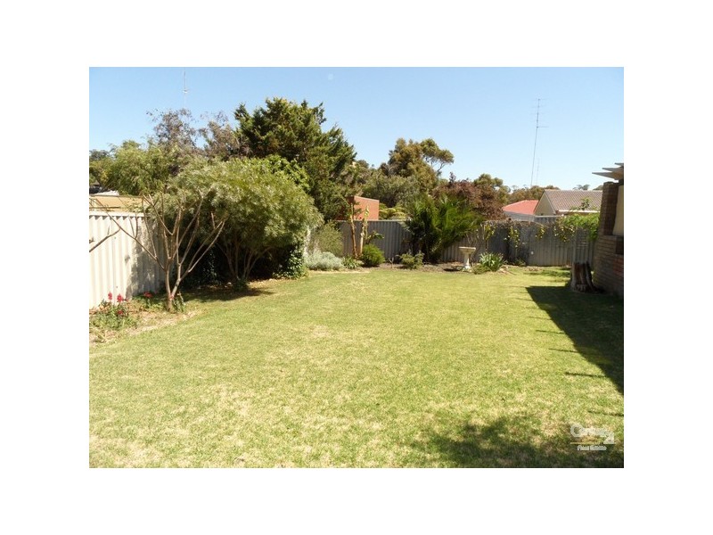 16 Murray Drive, Withers WA 6230