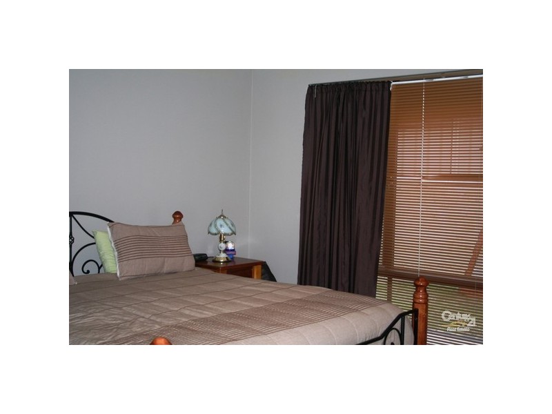 2 Fairhill Road, Australind WA 6233