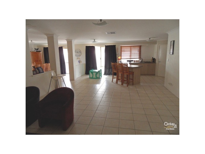 36 Grandite Fairway, Australind WA 6233