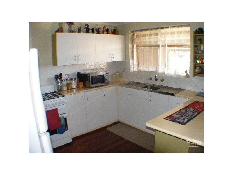 16 Camfield Street, Eaton WA 6232