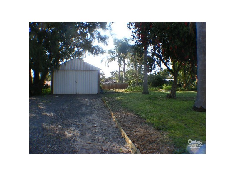 16 Camfield Street, Eaton WA 6232