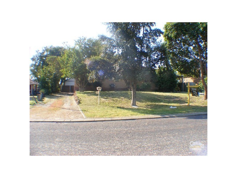 16 Camfield Street, Eaton WA 6232