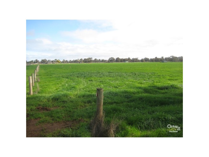 156 Eighth Street, Harvey WA 6220