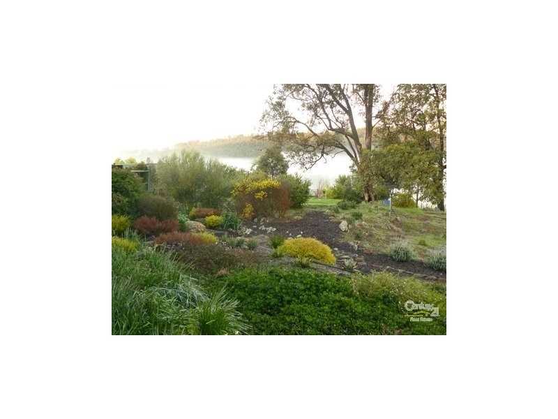 4 Quindanning Road, Harvey WA 6220